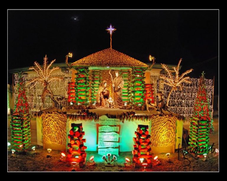Belenisimo Festival Showcases the Best Christmas Nativity Manger