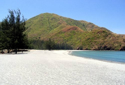 Zambales Anawangin Cove