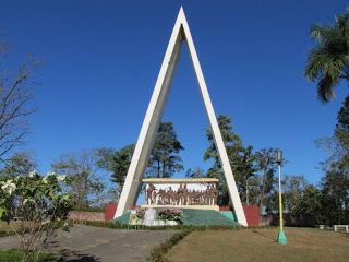 Tarlac - Capas Death March Monument